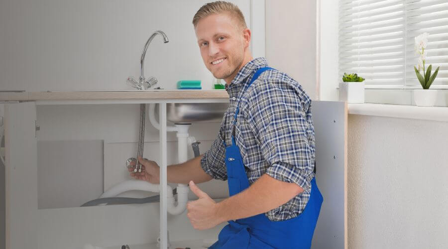 Expert burst pipe repair services in Grand Ledge, MI